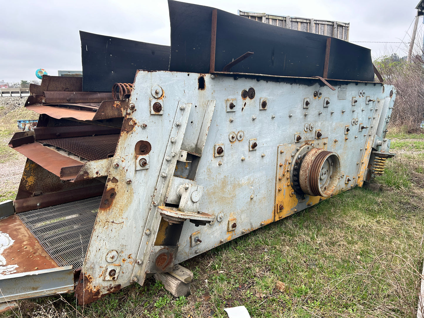 Pantalla inclinada de tres niveles Allis Chalmers 6x16