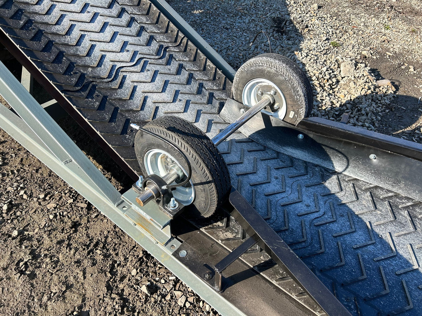 48" Heavy Duty Rail Car Unloader RCU