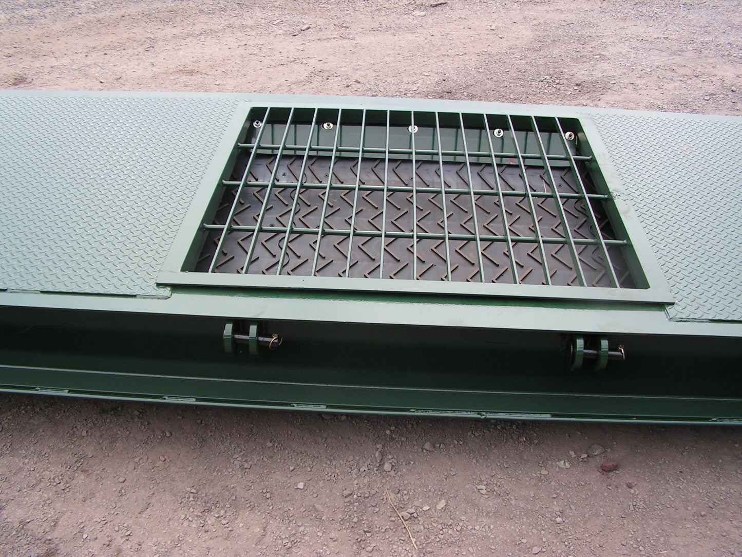 Drive Over Grain Unloader