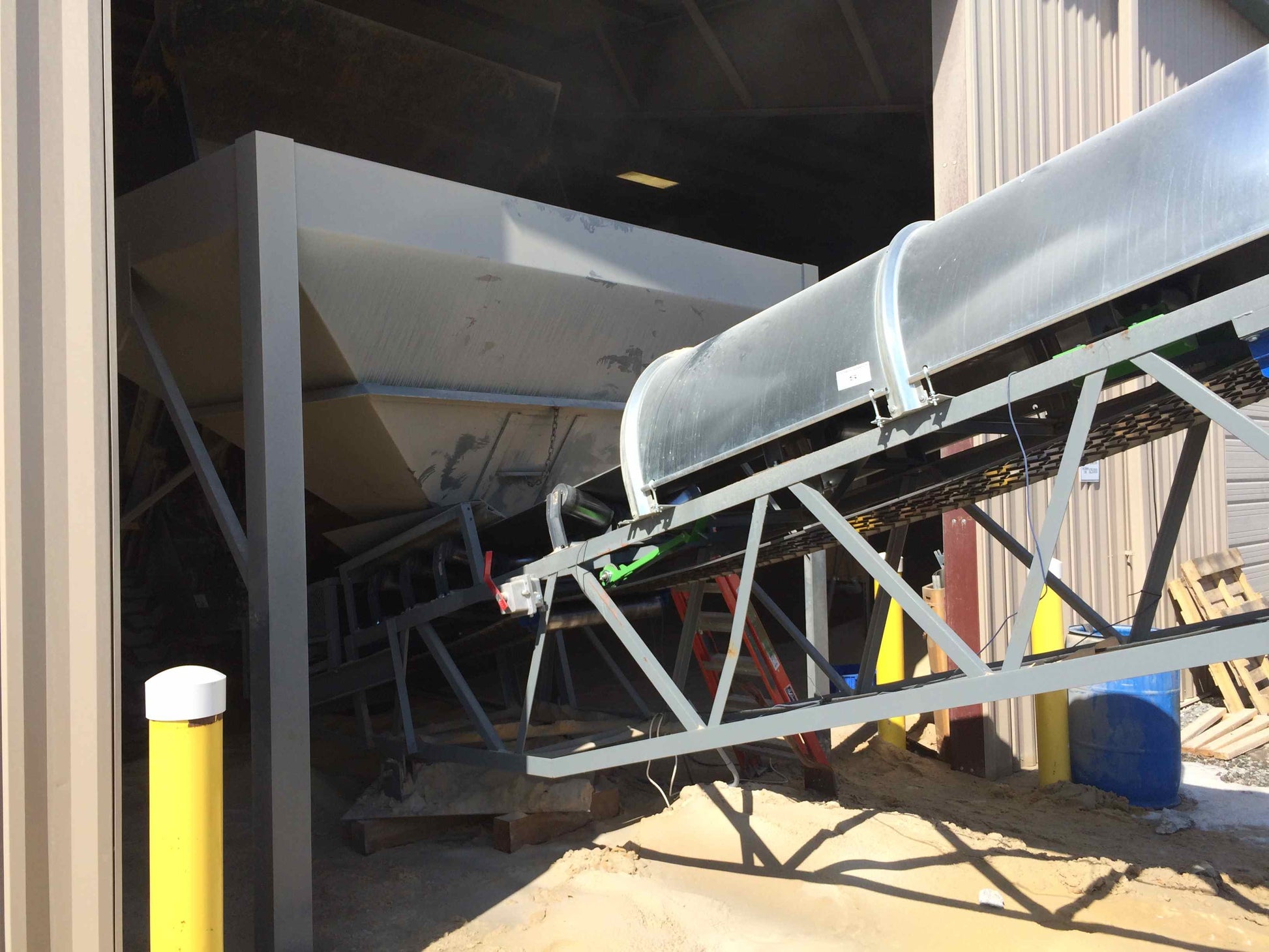 Frac, sand, Loadout, Radial Stacker, Conveyor system