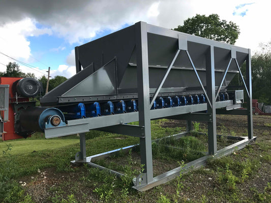 Hopper, With Belt Feeder, Conveyor system,