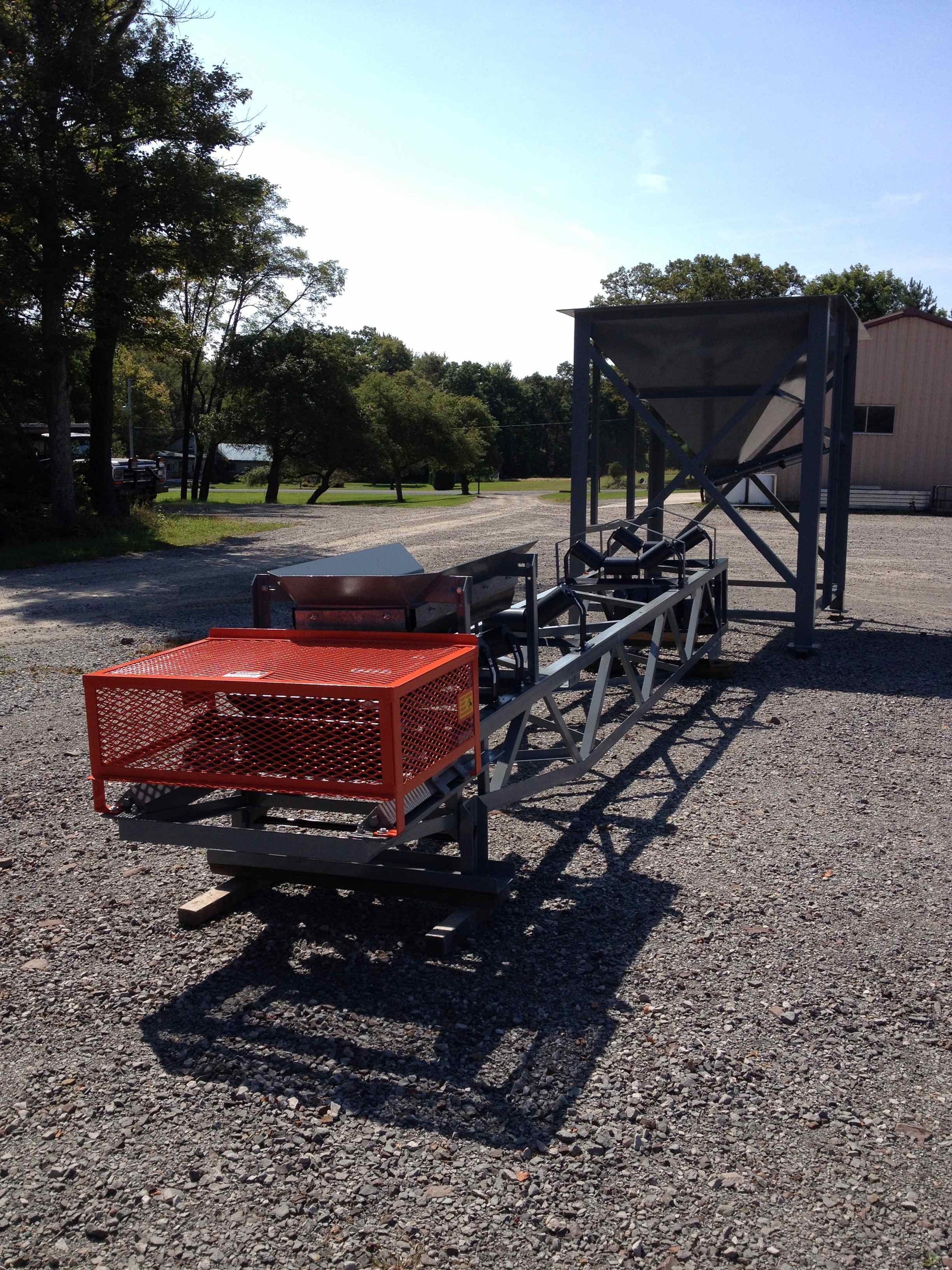 Frac, sand, Loadout, Radial Stacker, Conveyor system