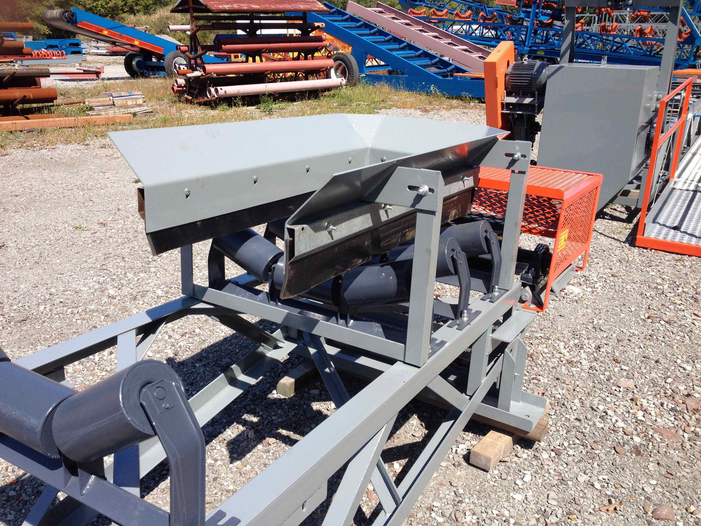 Frac, sand, Loadout, Radial Stacker, Conveyor system