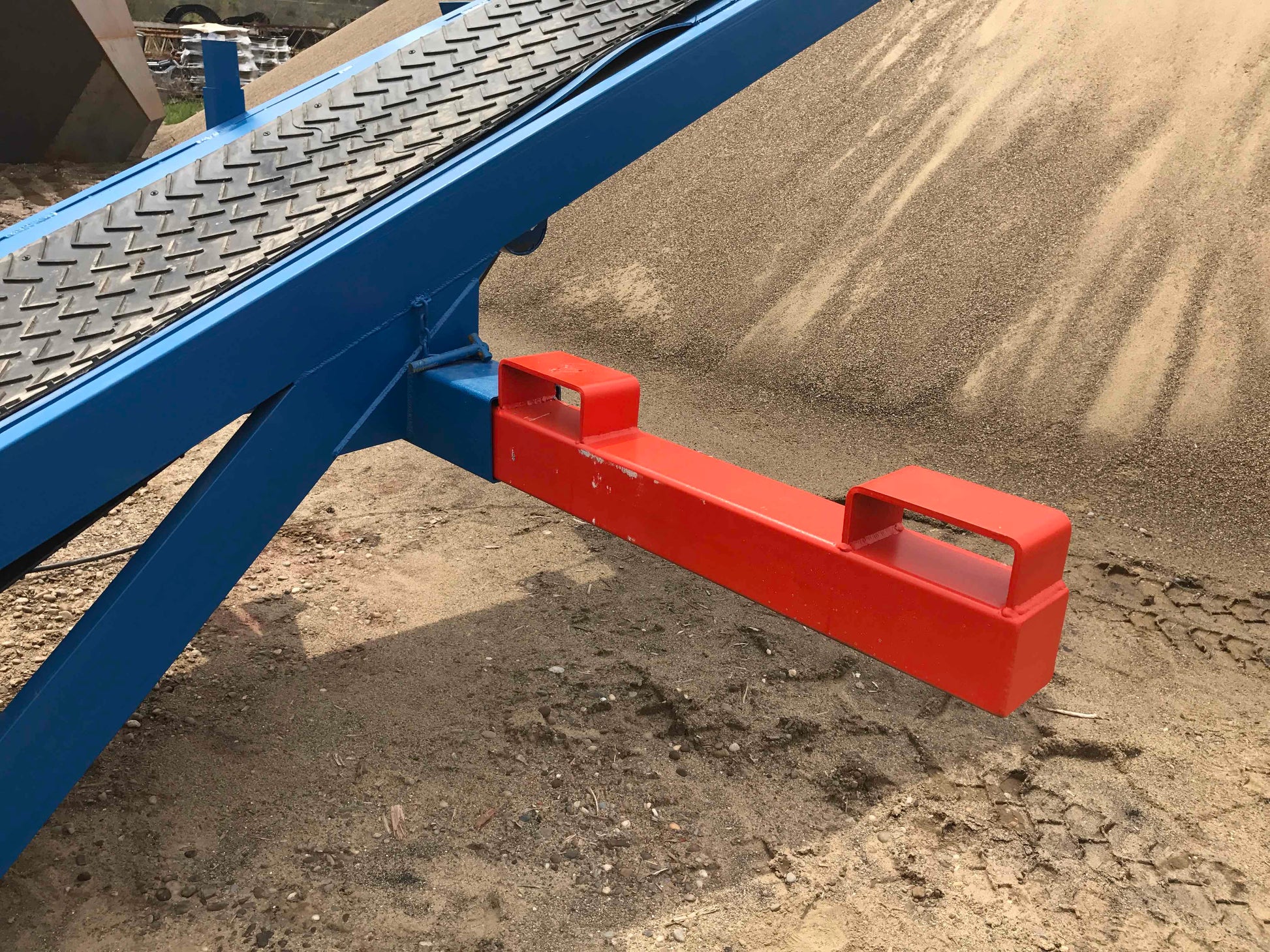 Rail car unloader, Conveyor system, Conveyor belt, Iron city supply