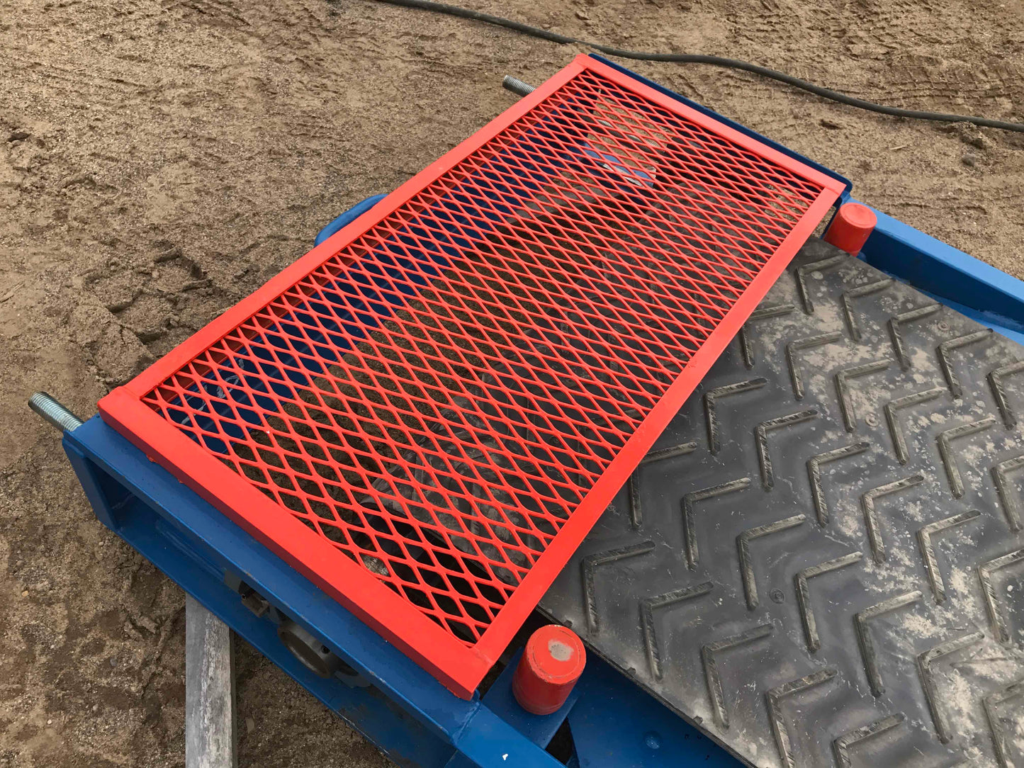 Rail car unloader, Conveyor system, Conveyor belt, Iron city supply